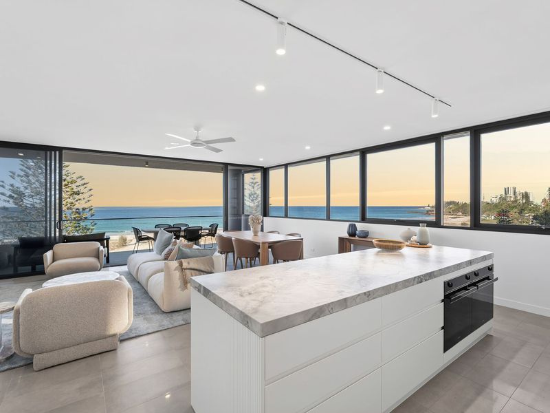 701 / 16 Musgrave Street, Coolangatta