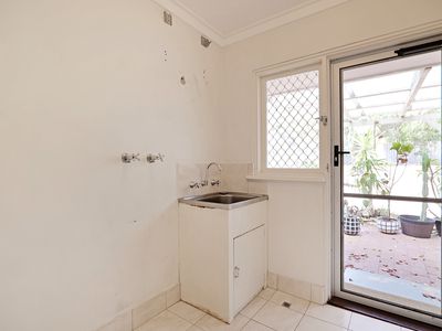 10a Dennis Street, Stirling