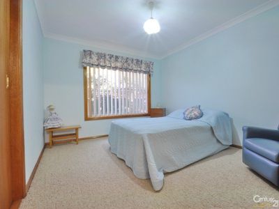 15 Hillcrest Place, Dubbo