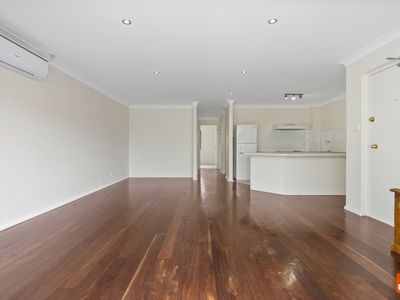 48 53 McMillan Crescent, Griffith