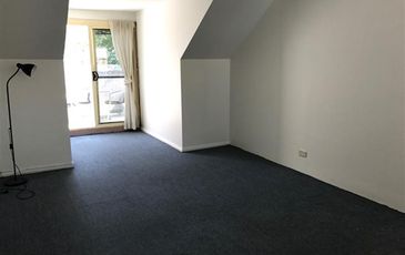 2 / 660 Bourke St, Redfern