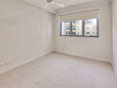 8311 / 55 Forbes Street, West End