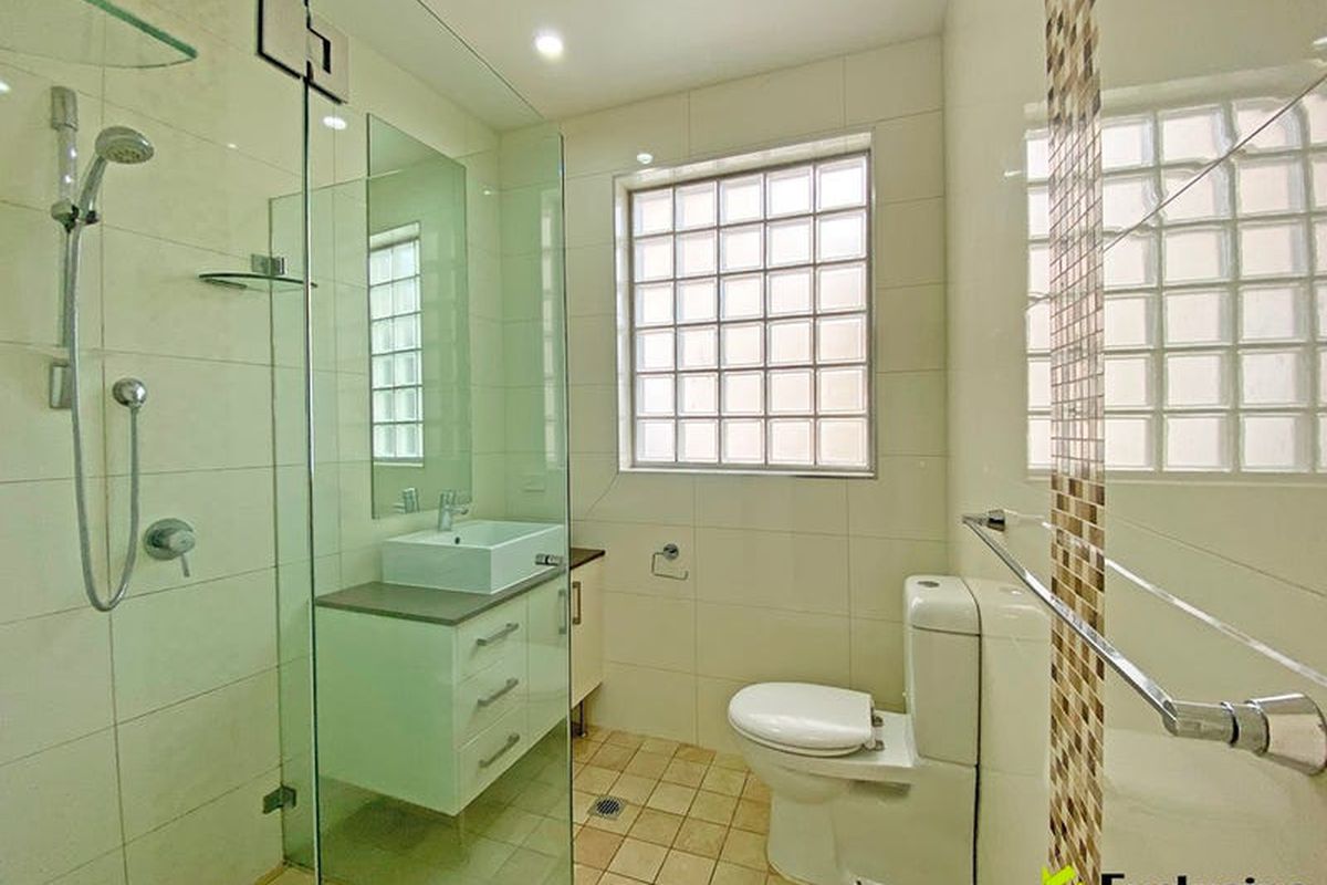 2 / 56 Balmain Road, Leichhardt