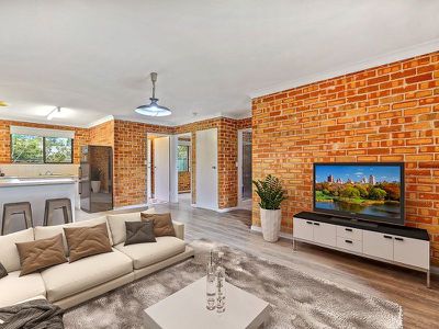 4 / 42 Lyndhurst Drive, Bomaderry