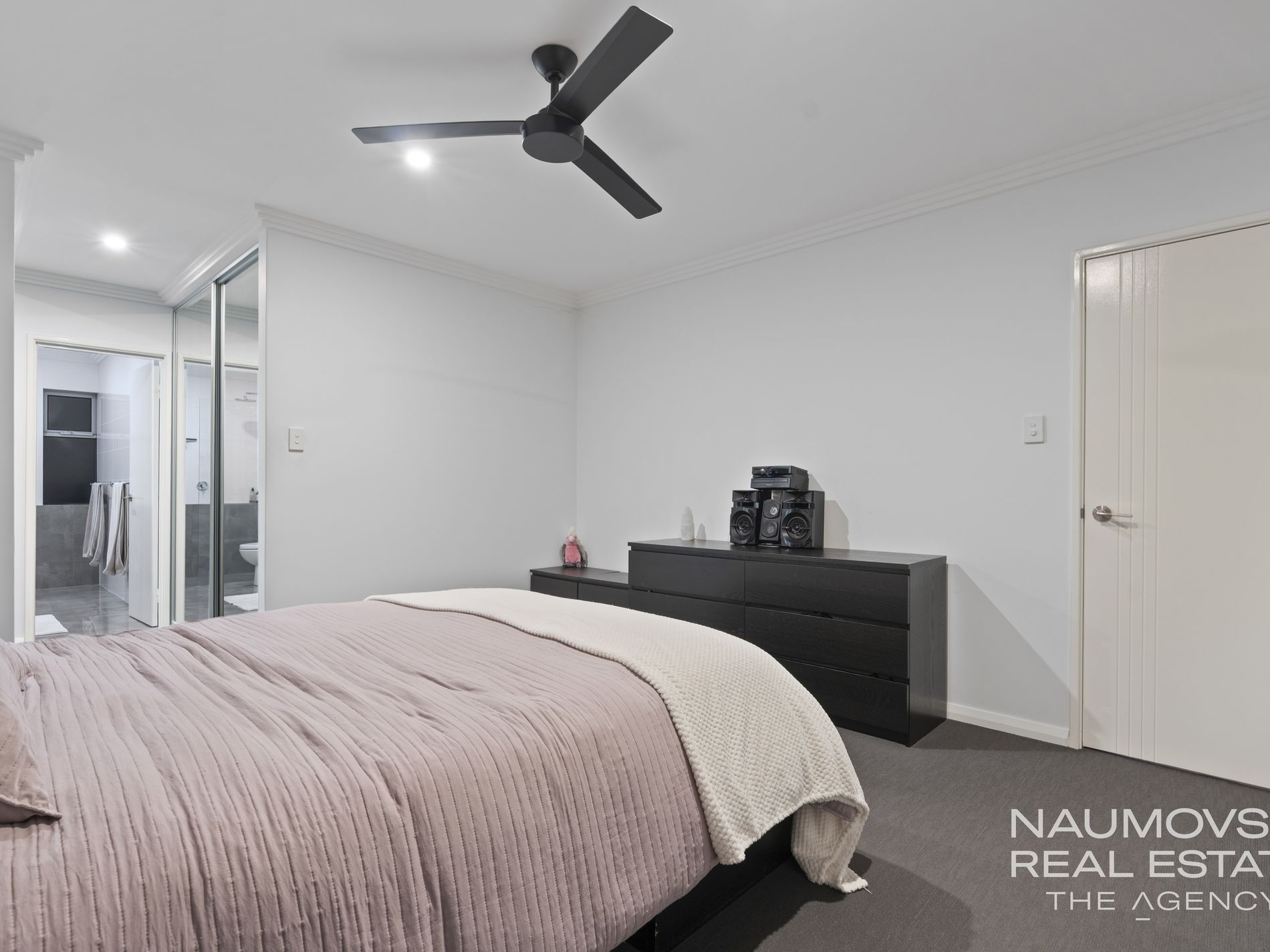 122C Hillsborough Drive, Nollamara