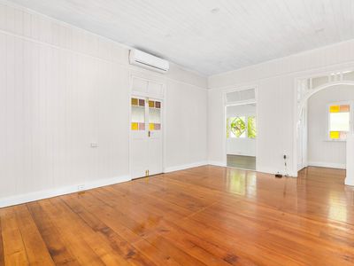 14 Erskine Avenue, Kedron