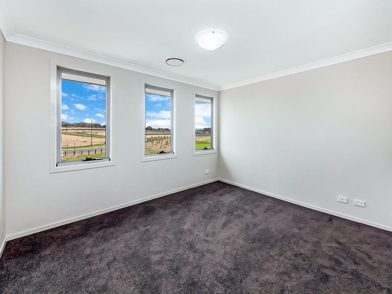 20 Braeside Crescent, The Ponds