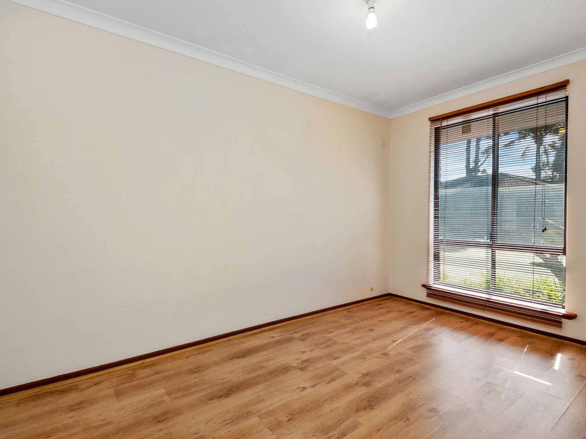 2 / 52 Endeavour Avenue, Bull Creek