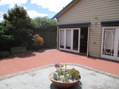 8 Davey Street, East Geelong