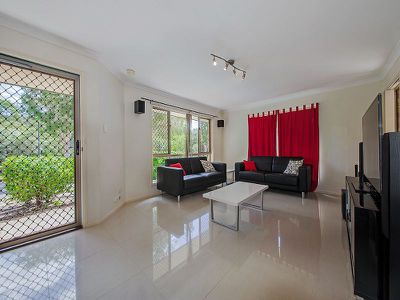 109 Torquay Crescent, Tingalpa