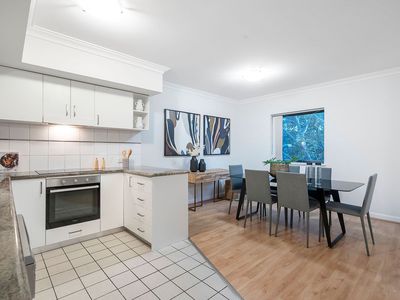 16 / 110 Mounts Bay Road, Perth