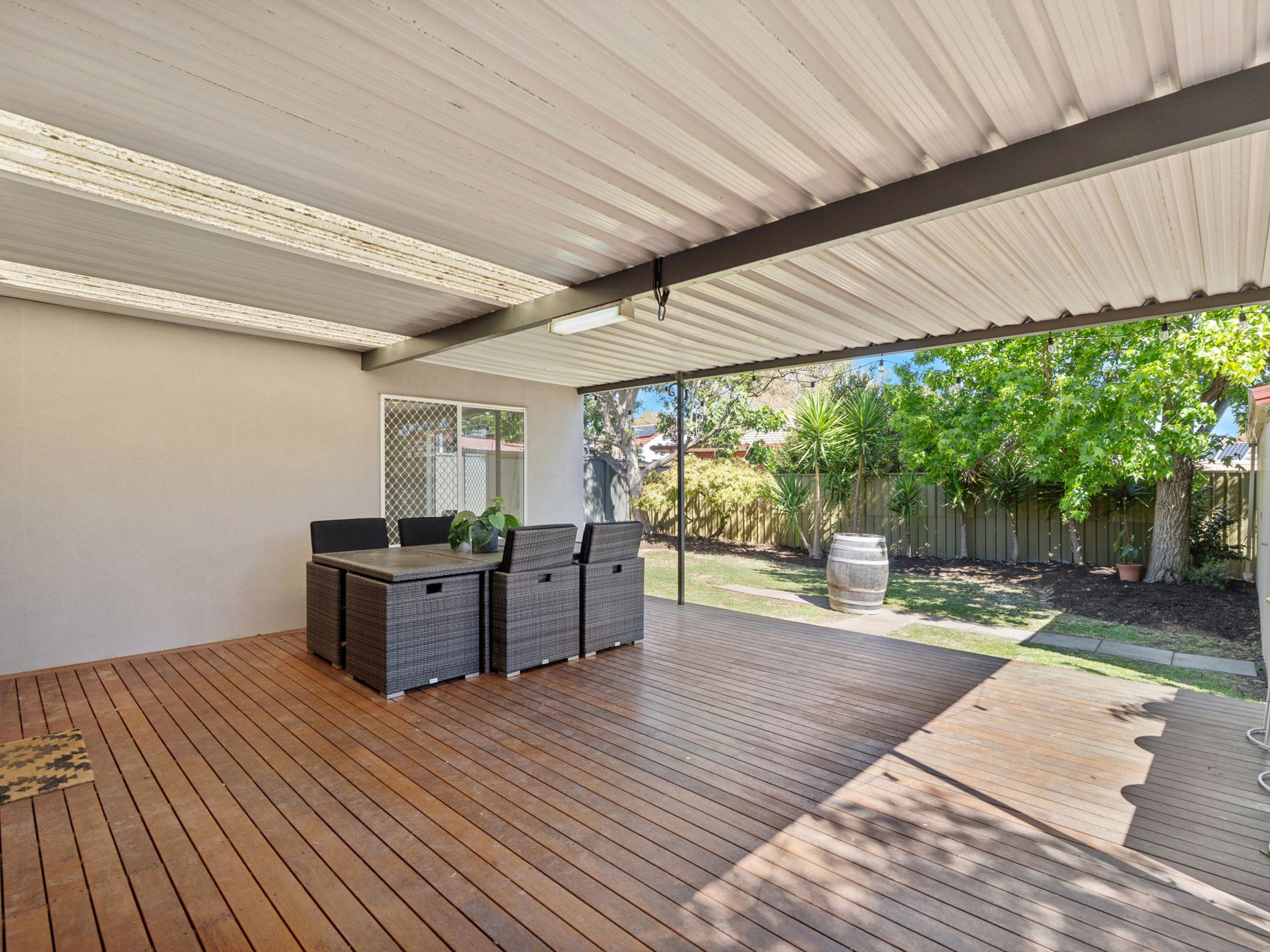 8 Grantley Avenue, Daw Park