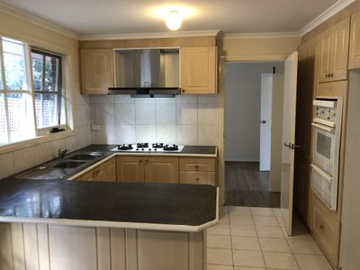 2 / 24 James Street, Box Hill