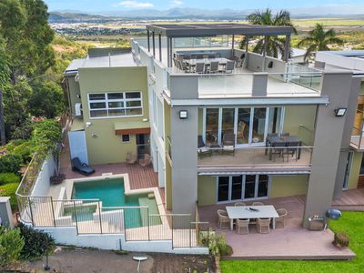 1 Stirling Drive, Castle Hill