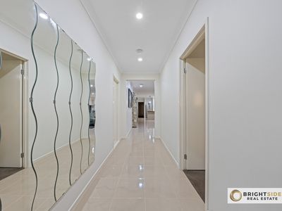 4 Bay Vista, Pakenham