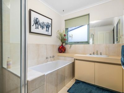 16 Gardiner Street, Gisborne