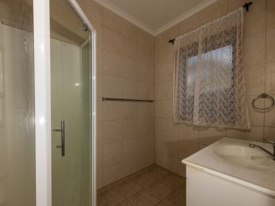 10 Hume And Hovell Rd, Seymour