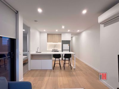 911 / 11 Prospect St, Box Hill