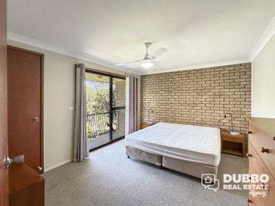 2 / 62 Young Street, Dubbo
