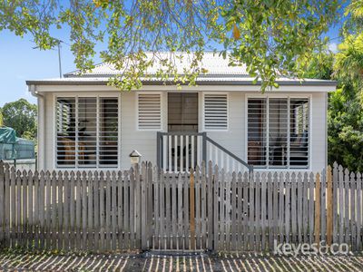 96 Railway Avenue, Railway Estate