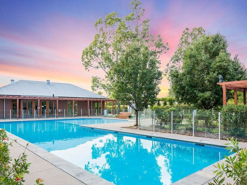 45 Caddies Boulevard, Rouse Hill