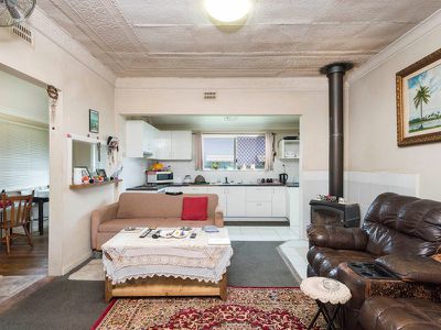 4-6 River Street, Casino