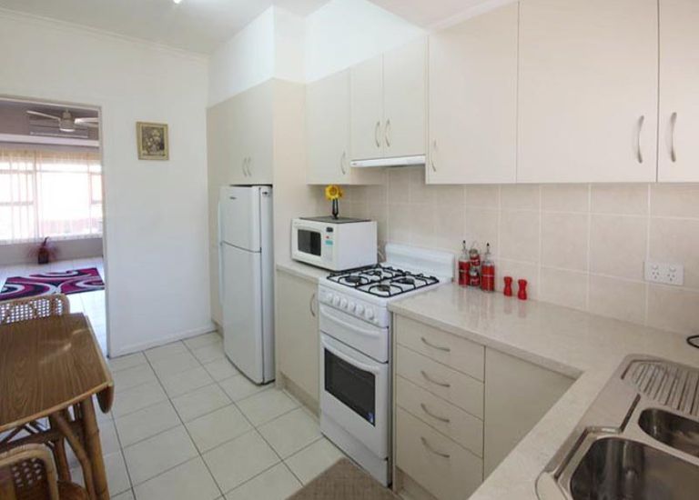 12 / 4 Dunbar Terrace, Glenelg East