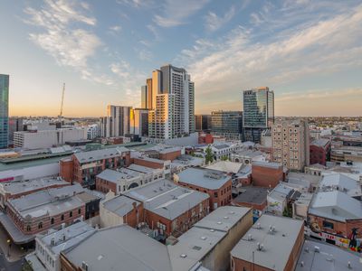 12i / 811 Hay Street, Perth