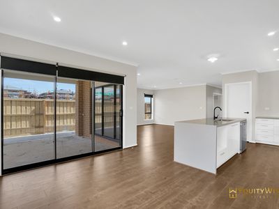 14 Crantock Way, Werribee