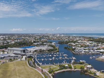 28 Kalowendha Avenue, Pelican Waters