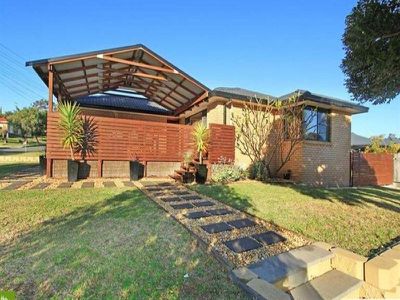 7 Mawarra Avenue, Dapto