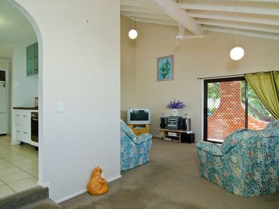 10 Woolumba Street, Tewantin