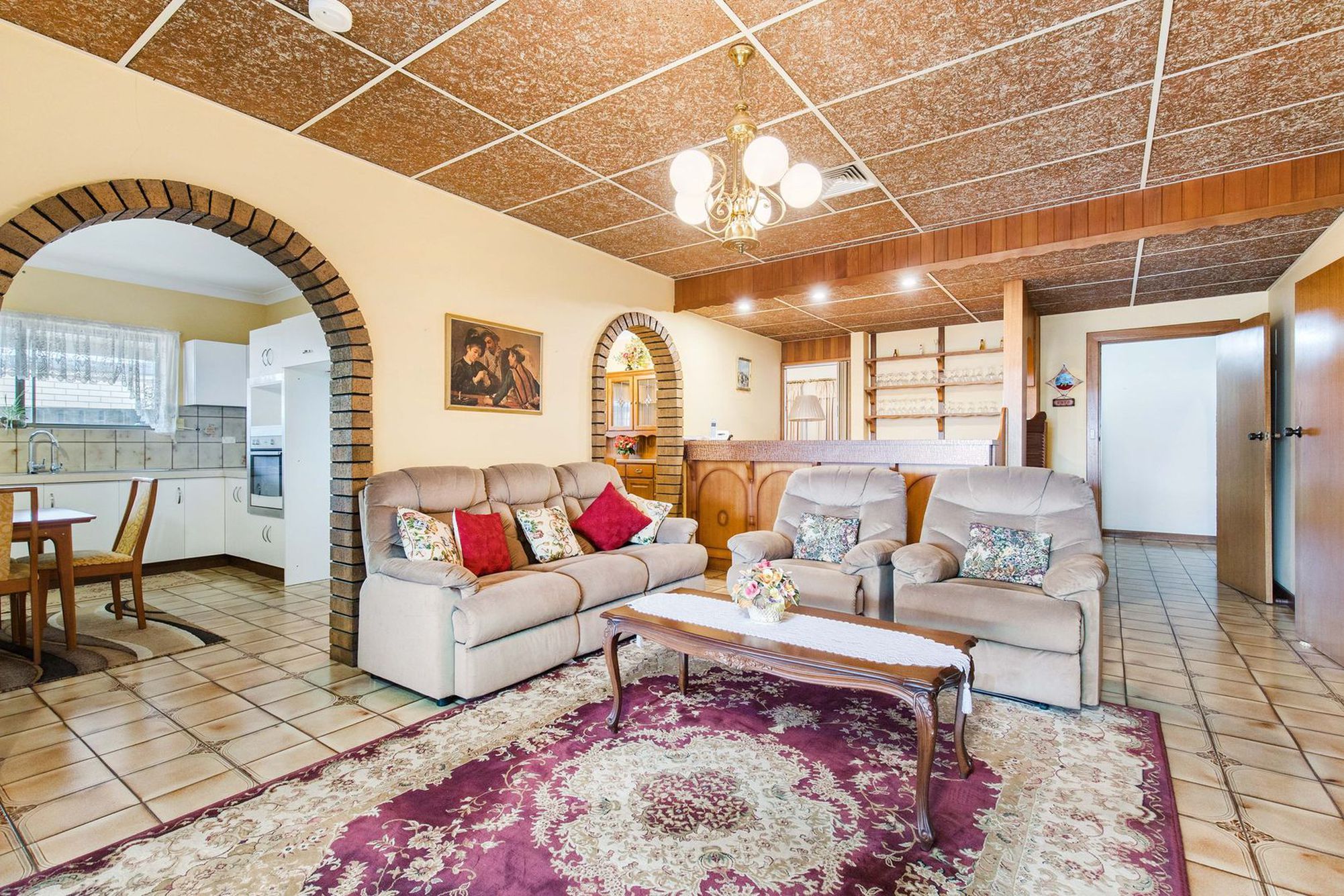 8 Sunbeam Road, Glynde