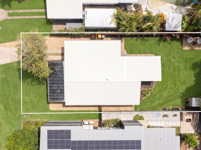 11 Mcnab Avenue, Tewantin