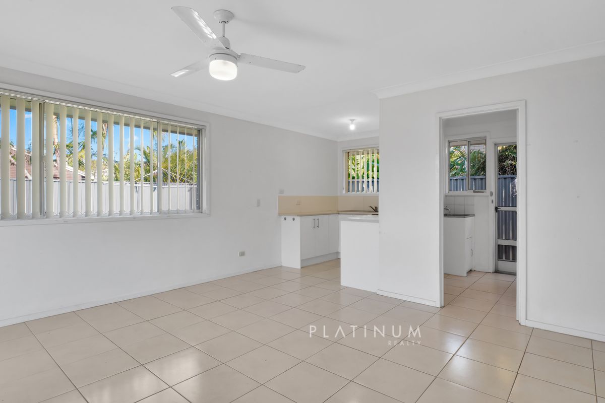 2 / 71 Laguna Avenue, Palm Beach