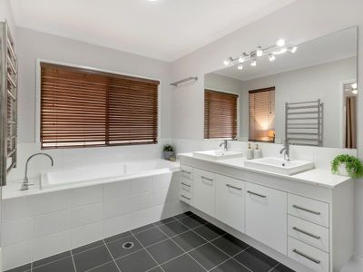 42-46 Mackenzie Avenue, Jimboomba