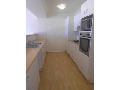 2 / 5 King Street, Ourimbah