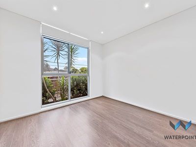 51 / 54A Blackwall Point Road, Chiswick
