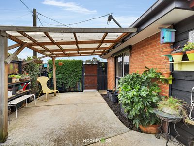 2 Marnie Drive, Cranbourne West