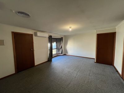 2 / 13 Dunkirk Avenue, Shepparton