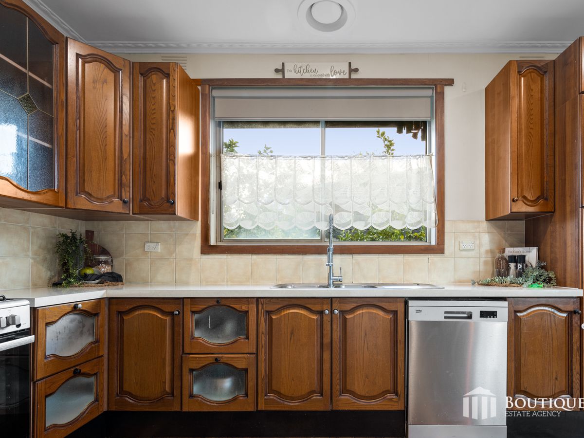 22 Teal Ct, Dandenong North