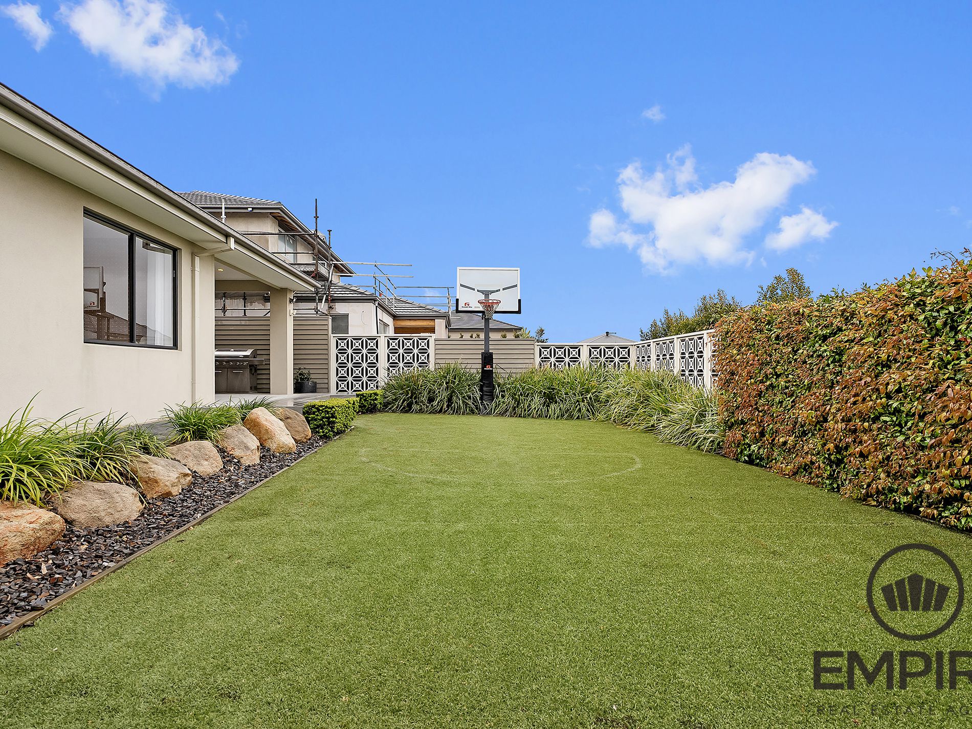 45 Centenary Boulevard, Officer South