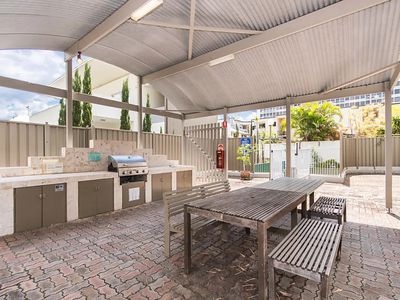 13 / 32 Fortescue Street, Spring Hill