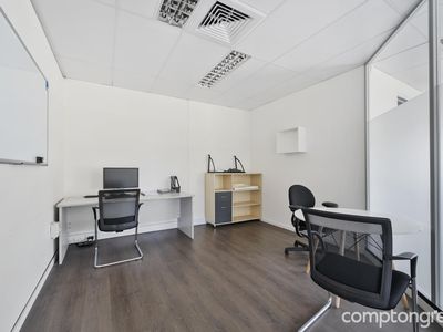 1&2 / 2a Akuna, Williamstown