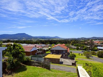 32 Tait Avenue, Kanahooka