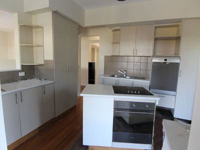 25 The Lakes Way, Forster