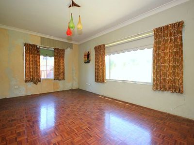 35 Saric Avenue, Georges Hall