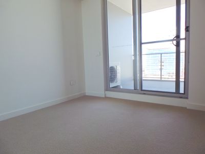 616 / 5 Verona Dr, Wentworth Point