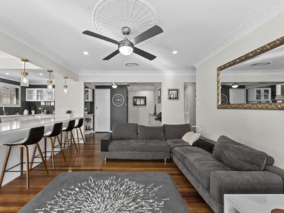 113 Trouts Road, Stafford Heights