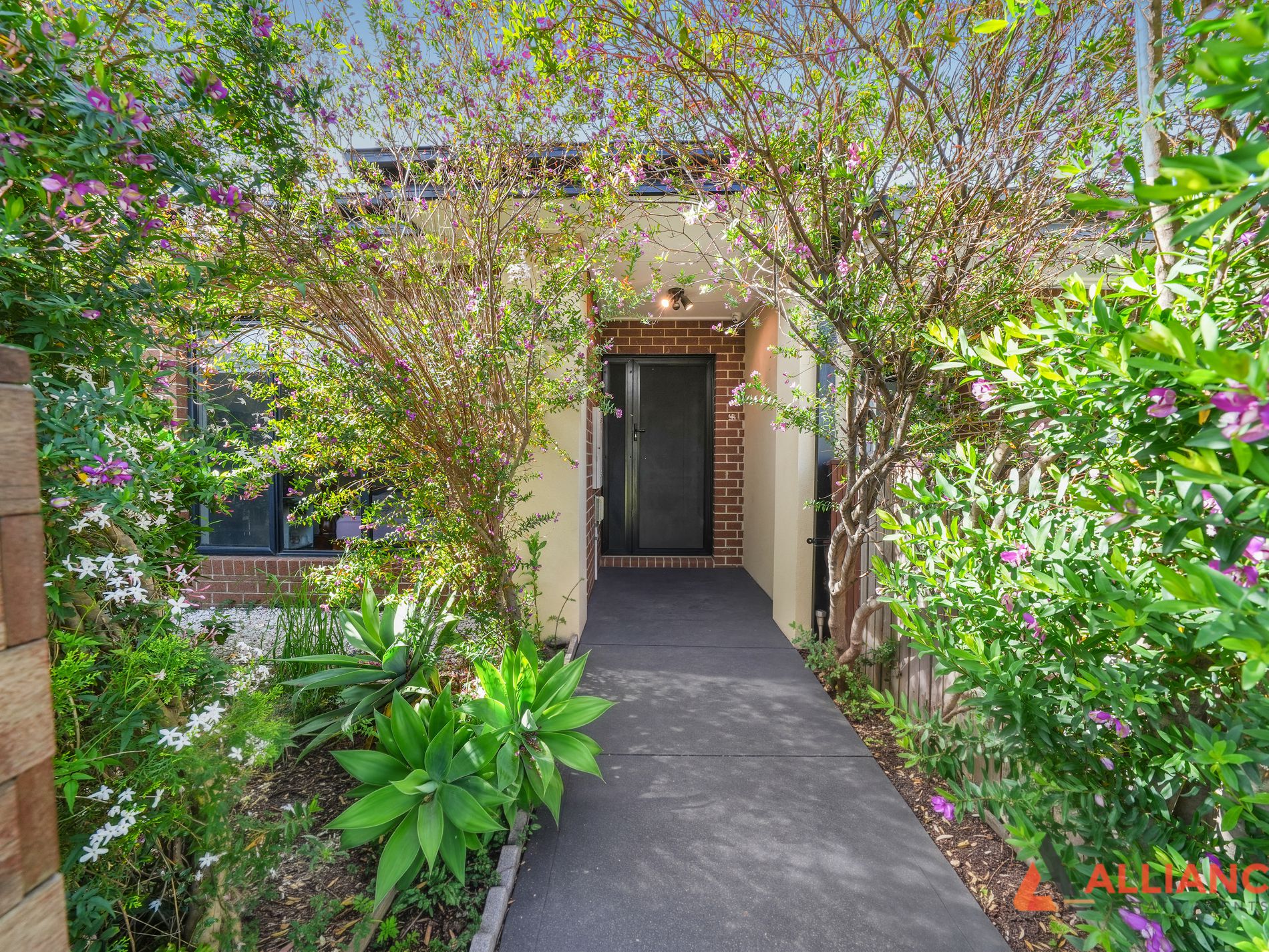 3 Harlequin Walk, Epping